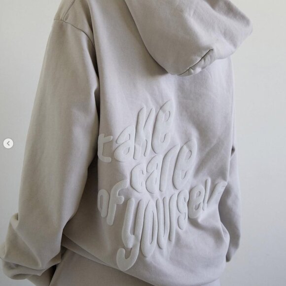 White Fox Boutique Sweaters - Homme Body Hoodie